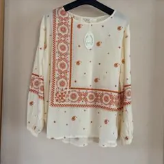 kilki アイボリー刺繍柄長袖ブラウス　綿100%のサムネイル