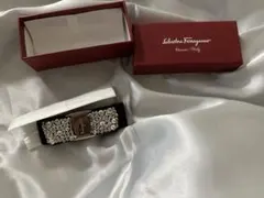 フェラガモバレッタ　ラインストーンのサムネイル