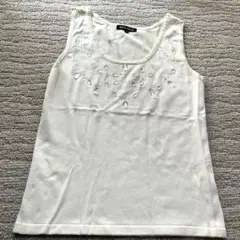 ミッシュマッシュ　ベージュカットソー　ビジュー付きのサムネイル