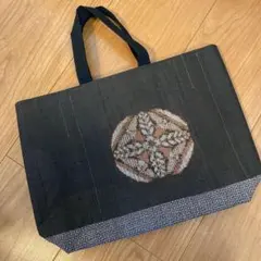 Item thumbnail for item c7fc9164-9aa1-43fd-891e-2334454add23