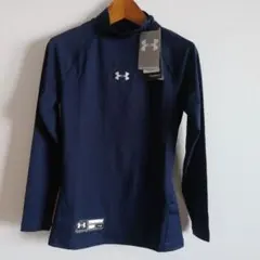 新品未使用アンダーアーマースポーツウェア長袖シャツYLG145-155紺色