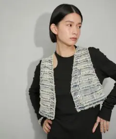 Item thumbnail for item b43c80a9-1eb6-4a97-8c15-6a663003dcae