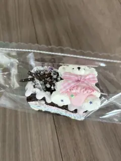 新作未使用！ダンフォン　チョコ断面ケーキ　パンツクマ　卵黄スタジオ