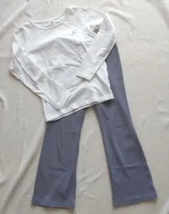 キッズ コットン長袖Tシャツとパンツ まとめ売り 130cm