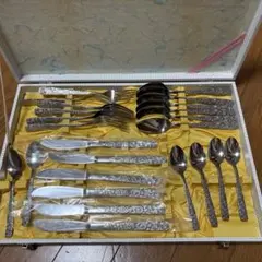 Item thumbnail for item 0975cc84-f19a-44c5-8592-7523bed7523c