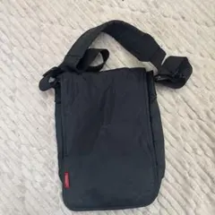 MANHATTAN PASSAGE ブラックショルダーバッグ