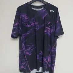 OAKLEY Tシャツ パープル ブラック 総柄 Lのサムネイル