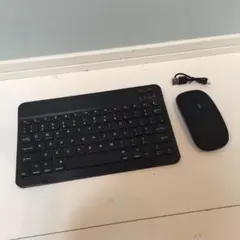 【新品未使用】充電式ミニキーボードとワイヤレスマウス Bluetooth接続 黒