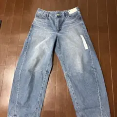 XXLサイズGU　バレルレッグジーンズ　丈標準（5/2-5発送できません)