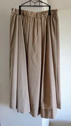 【J.PRESS】フレアスカート ベージュ 15号 (ジェイプレス)