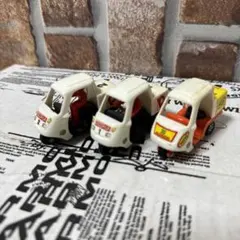 トミカ　ピザ宅配バイク　3台