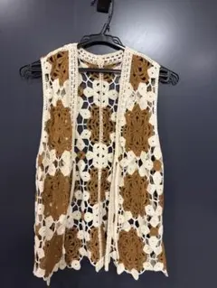 かぎ針編み　ベスト　ジレ　ビスチェ　トップス