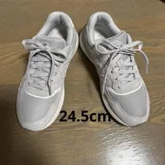 New Balance 880ライトグレー スニーカー24.5cm