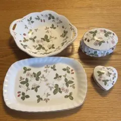 美品 Wedgwood Wild Strawberry 食器セット 5点 - メルカリ
