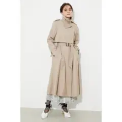 定価15400円 rienda myトレンチコート ベージュ アウター 春　Mのサムネイル
