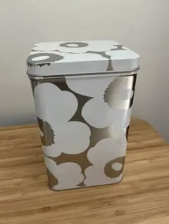 マリメッコ ブリキ缶 2個セット marimekko ウニッコ缶 - メルカリ