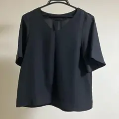 黒Tシャツ