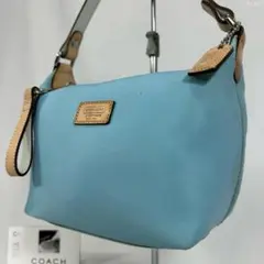【極美品/カード付】コーチ ソーホー ワンハンドバッグ アクセサリーポーチ 青