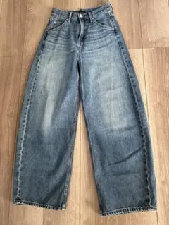 UNIQLO バギーカーブジーンズ 丈短め21