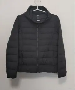 ユニクロ　ウルトラライトダウン　ブラック ダウンジャケット フード付き