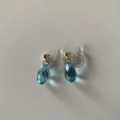 スワロフスキー使用　ティアドロップ イヤリング