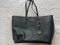 MICHAEL KORS ブラックトートバッグ