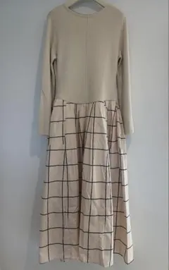 エミ emmi EVニットドッキングフレアーワンピース ロング 長袖 美品