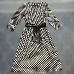 ★着用回数一回のみ★Reflect 幾何学模様 ワンピース 11号美品