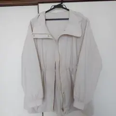 【a.v.v】フーデッドブルゾン　Lサイズのサムネイル