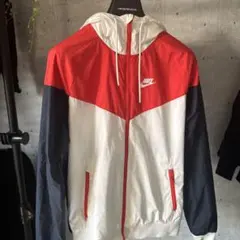 Nike フルジップ ウィンドブレーカー S