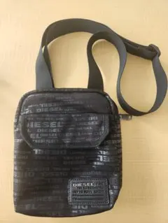 【希少・廃盤】DIESEL ショルダーバッグ ロゴ総柄のサムネイル