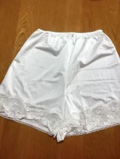 ブライダルインナー　フレアパンツ　M