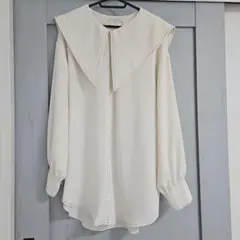 美品！RUBETTA 大きな襟のアイボリーシャツ