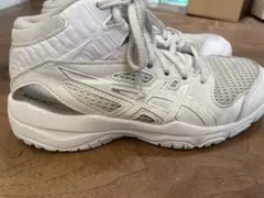 アシックス　バスケットシューズ　21cm