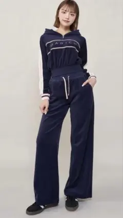 Item thumbnail for item a26d93a9-125b-470b-91ec-38013d707edd