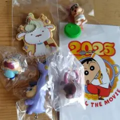 クレヨンしんちゃん グッズ まとめ売り マスコット キーホルダー ポストカードのサムネイル