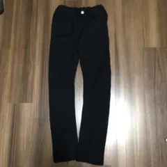 黒のパンツ150cm