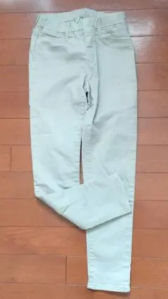 ユニクロ ストレッチスリムパンツ130