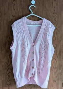 Vネック　透かし編み　ニットベスト　Mサイズ　クレイピンク　綿100%