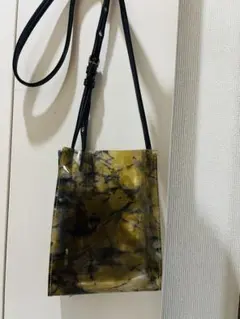 Item thumbnail for item b90c0002-eb7f-4ac9-8ffb-46fb88772698