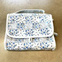 花柄トラベルポーチ 3ポケット付き