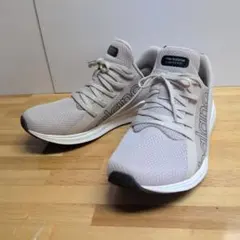 【美品】new Balance POWHER RUN スニーカー 25.0cmのサムネイル