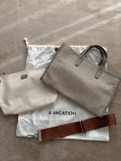 A VACATION トートバッグ 2wayのサムネイル