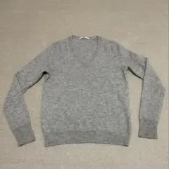 UNIQLO カシミヤ100%グレー Vネックセーター