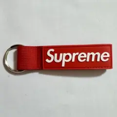 supreme キーホルダー