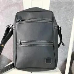 dunhill　ショルダーバッグ　ブラック　ワンポイント　ロゴ　ワッペン　縦型のサムネイル