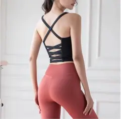 SALE! ヨガウェア M ブラック ブラトップ スポーツブラ バッククロス