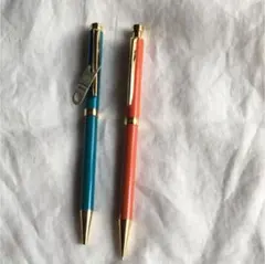 ボールペンとシャープのセットのサムネイル