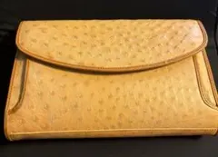 オーストリッチレザー クラッチバッグ ベージュ チェーンストラップ付き