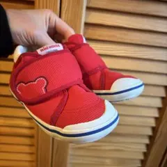 ミキハウス　スニーカー　赤　15センチ